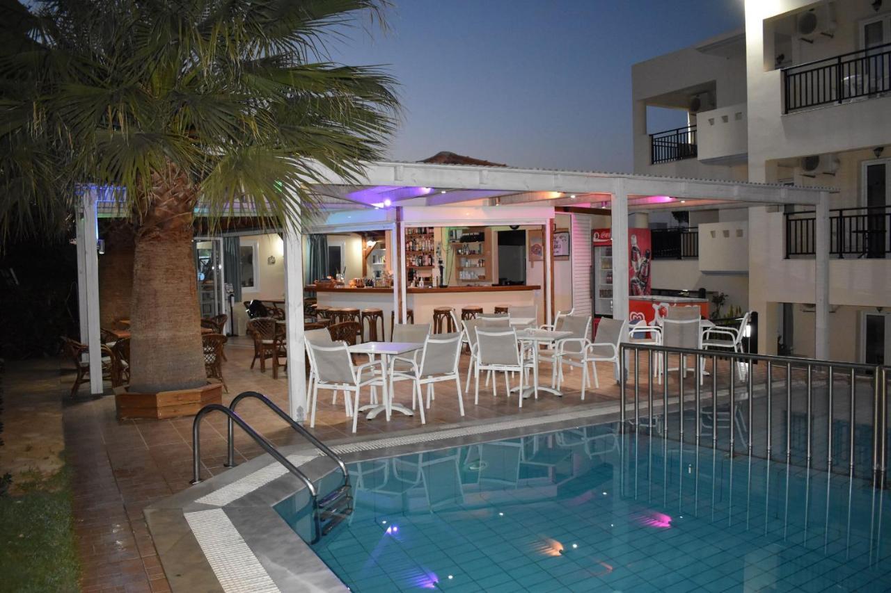 Sunshine Studios & Aparthotel
